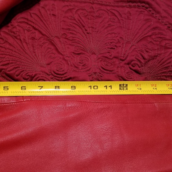 leather jacket - Picture 6 of 8